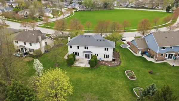 $499,900 | 572 Bishops Gate, New Lenox, IL 60451