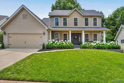 $465,000 | 347 Oak Park Village Drive, Wildwood, MO 63040