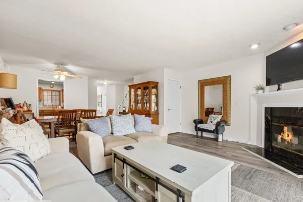 $3,300 | 702 Somerset Knoll, Brewster, NY 10509