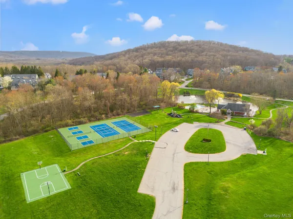 $3,300 | 702 Somerset Knoll, Brewster, NY 10509