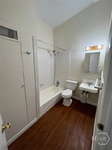 $1,300 | 172 Hart Avenue, Athens, GA 30606