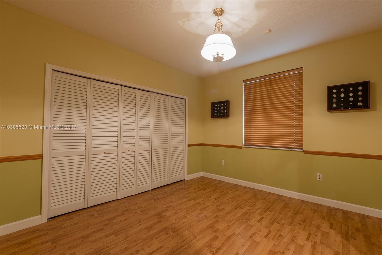 7430 Southwest 61st Street Miami, FL 33143 - Photo 11 of 21