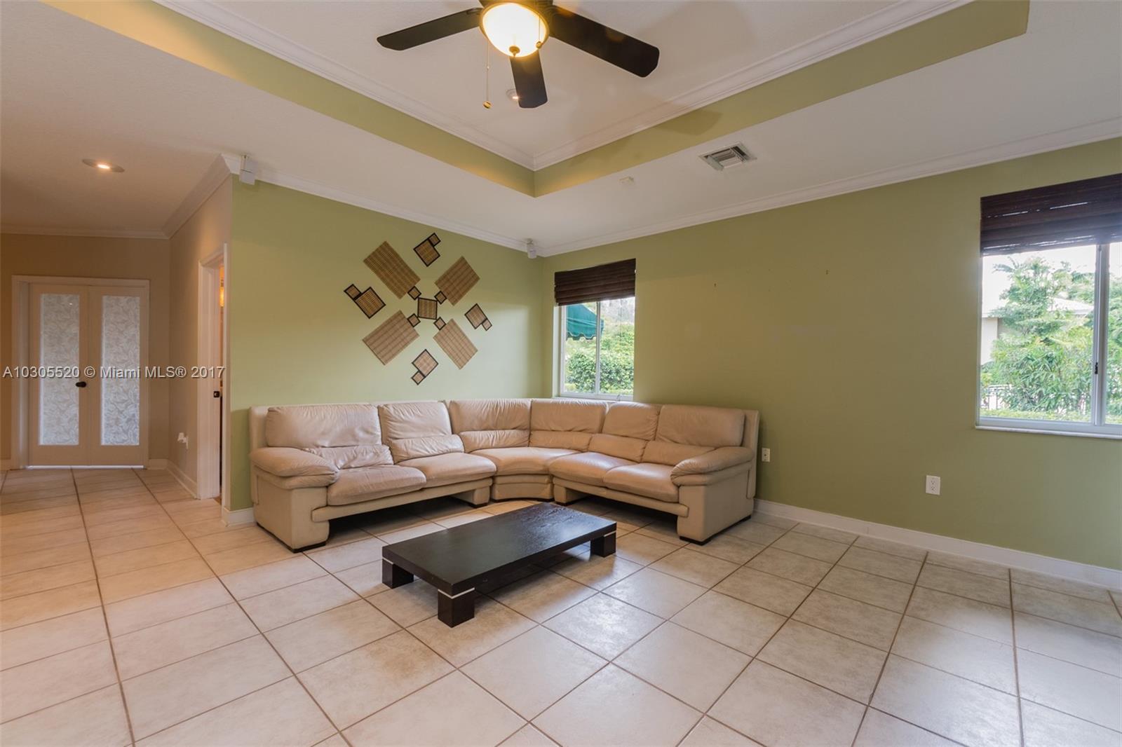 7430 Southwest 61st Street Miami, FL 33143 - Photo 9 of 21