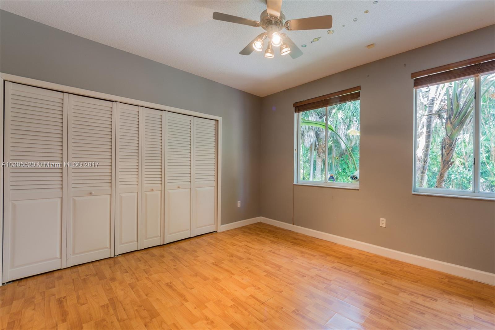 7430 Southwest 61st Street Miami, FL 33143 - Photo 10 of 21