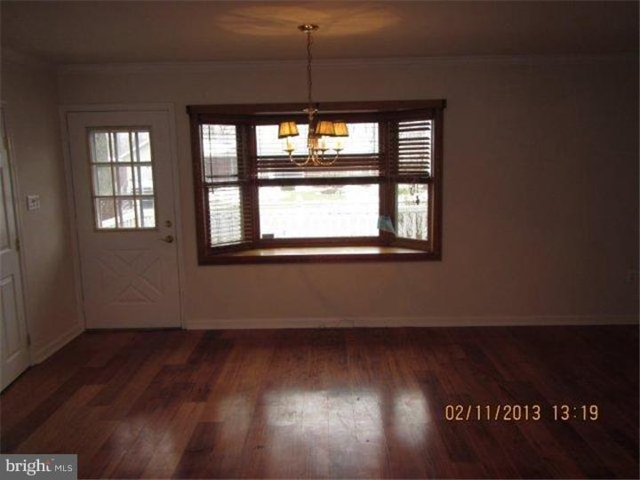 64 Gaping Rock Road Levittown, PA 19057 - Photo 2 of 22 Living Room