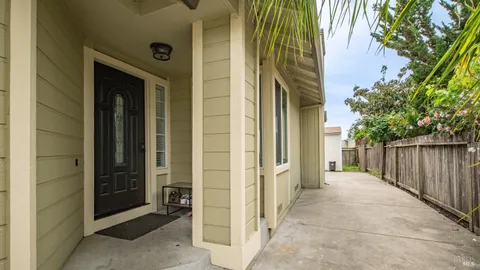 $699,000 | 640 Elsa Drive, Santa Rosa, CA 95407