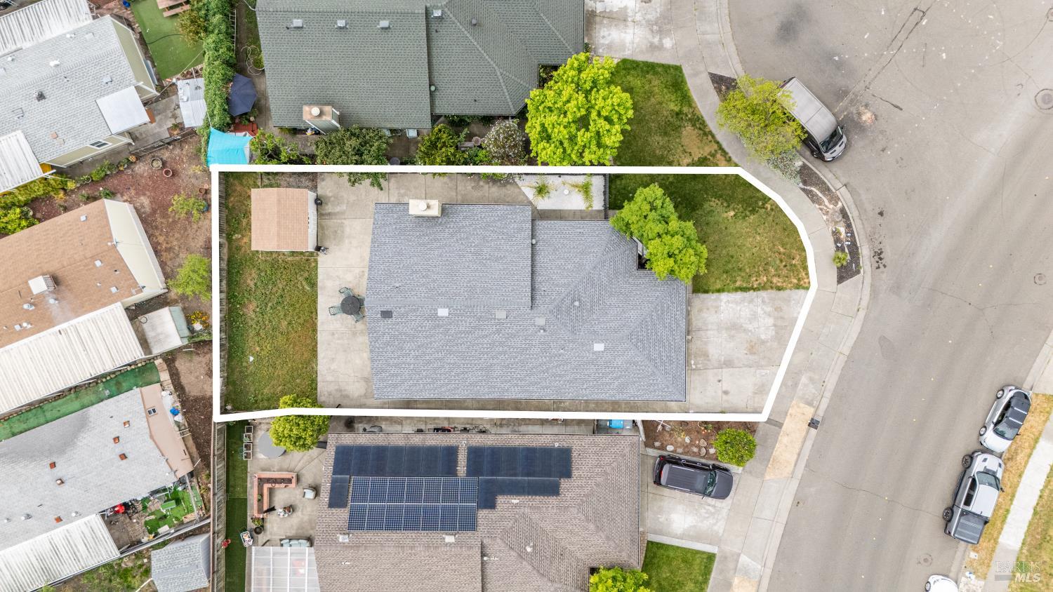 640 Elsa Drive Santa Rosa, CA 95407 - Photo 41 of 41 an aerial view of a house with a garden