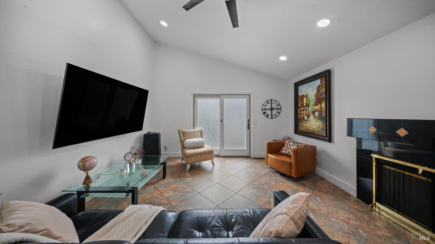 640 Elsa Drive Santa Rosa, CA 95407 - Photo 7 of 42