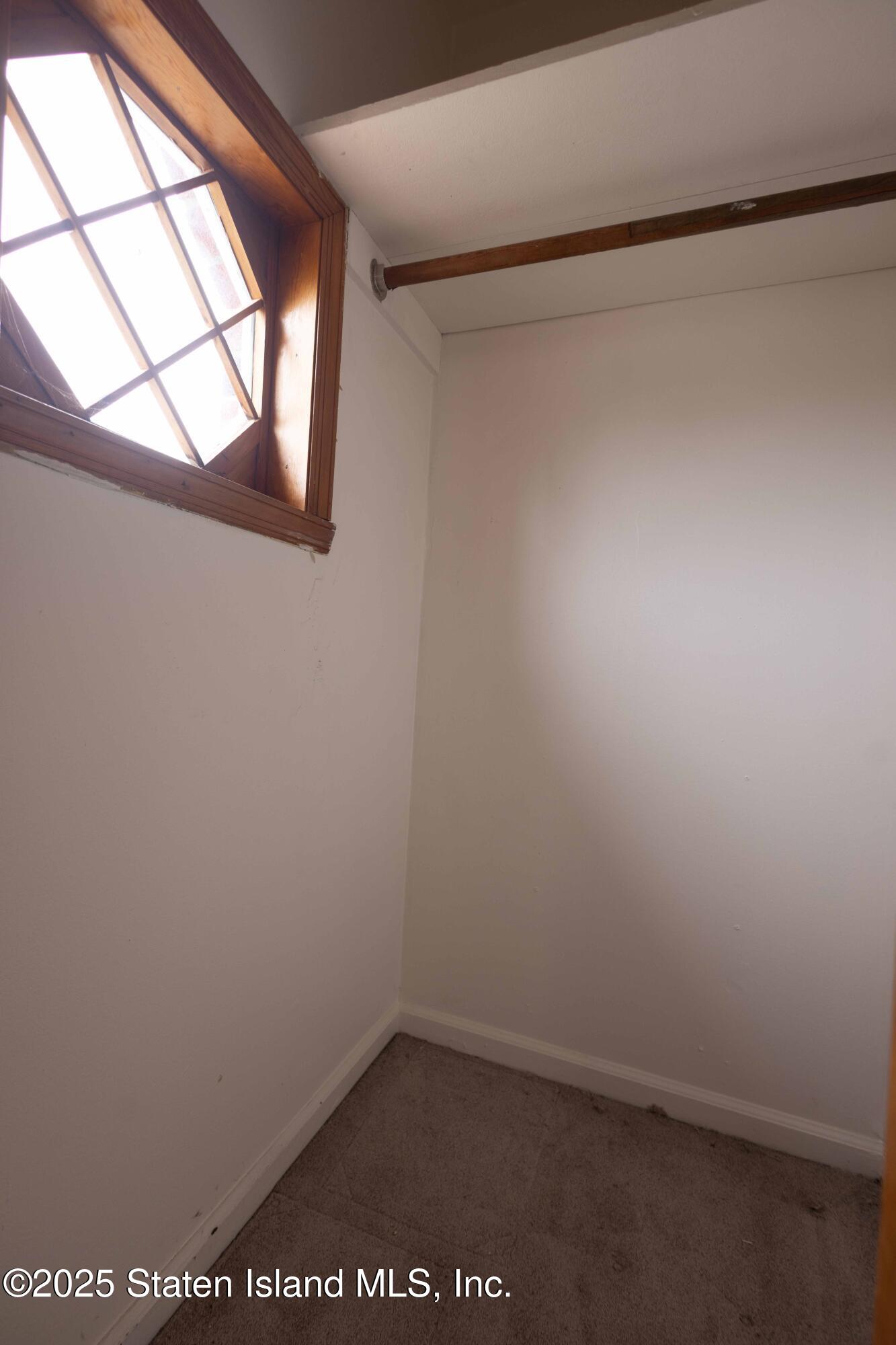 186 Raritan Avenue Staten Island, NY 10304 - Photo 27 of 51 6F1A1442