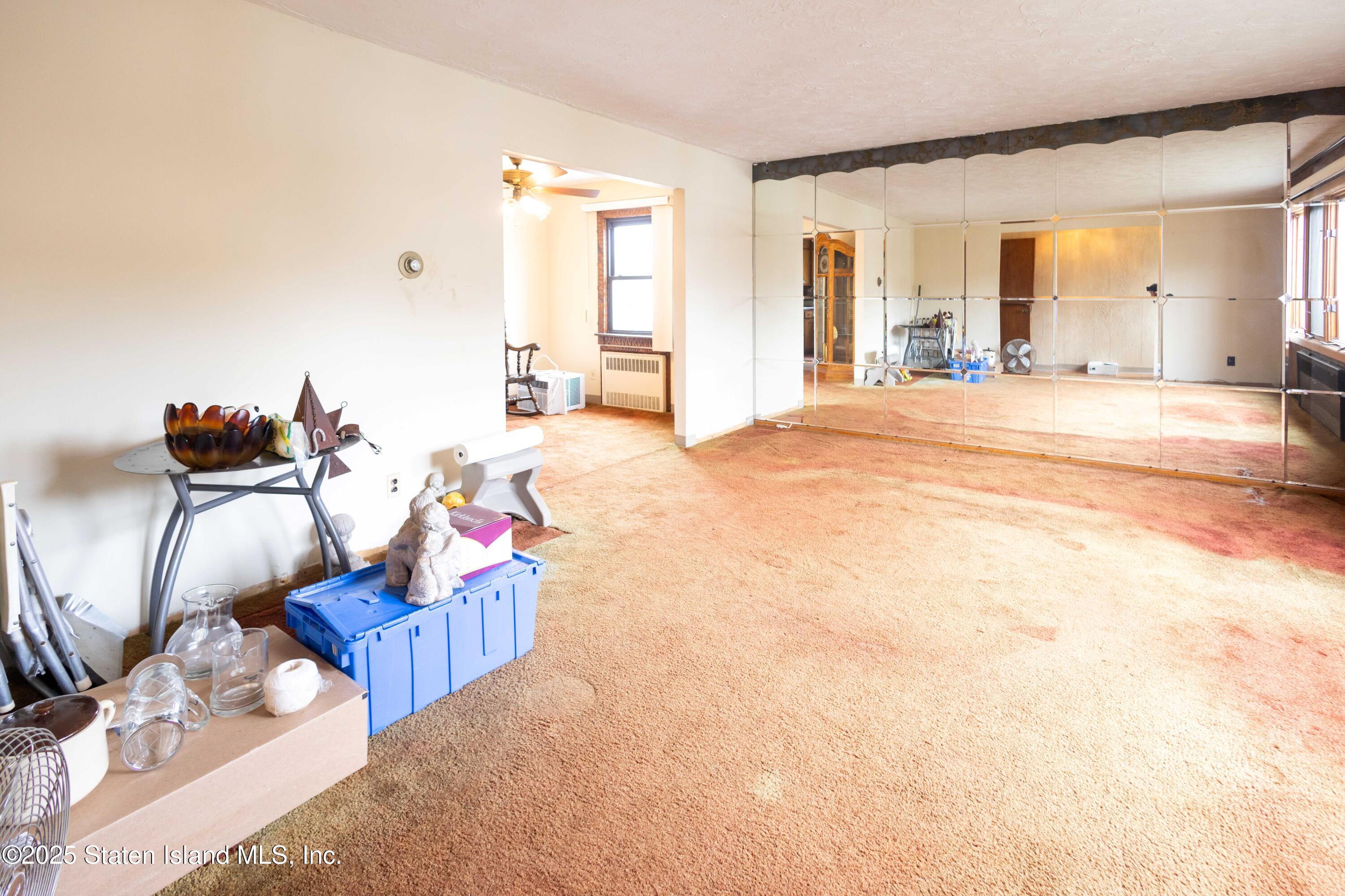 186 Raritan Avenue Staten Island, NY 10304 - Photo 5 of 51 6F1A1346