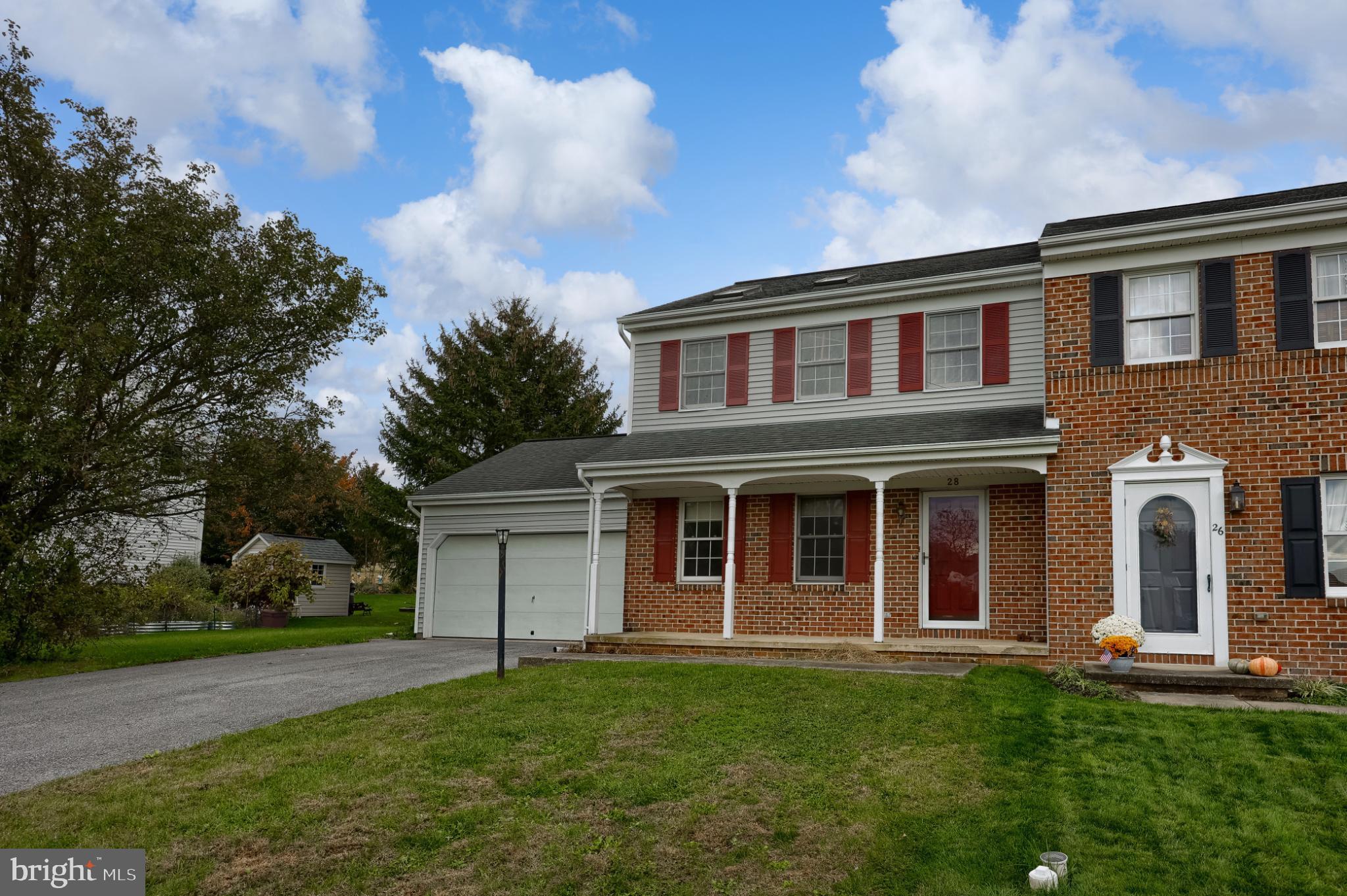 28 Brookview Drive Lititz, PA 17543 - Photo 3 of 31