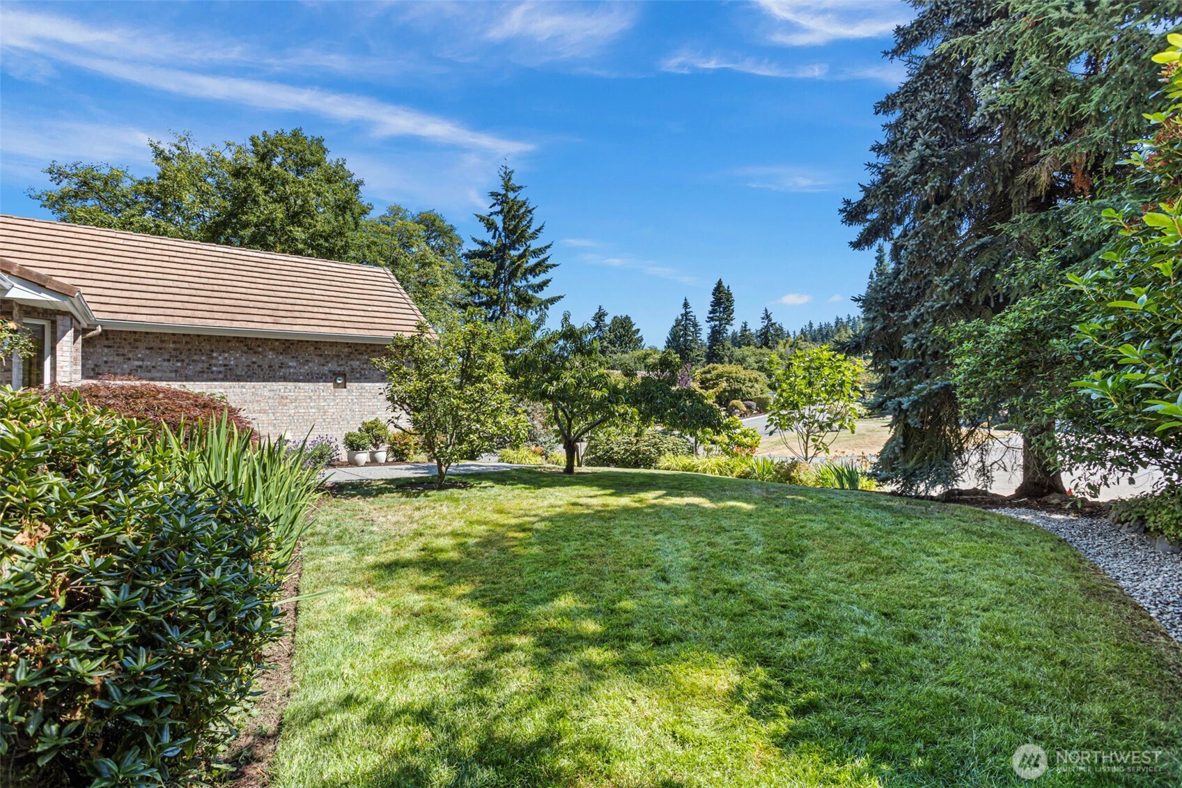 7810 175th Street Southwest Edmonds, WA 98026 - Photo 29 of 39