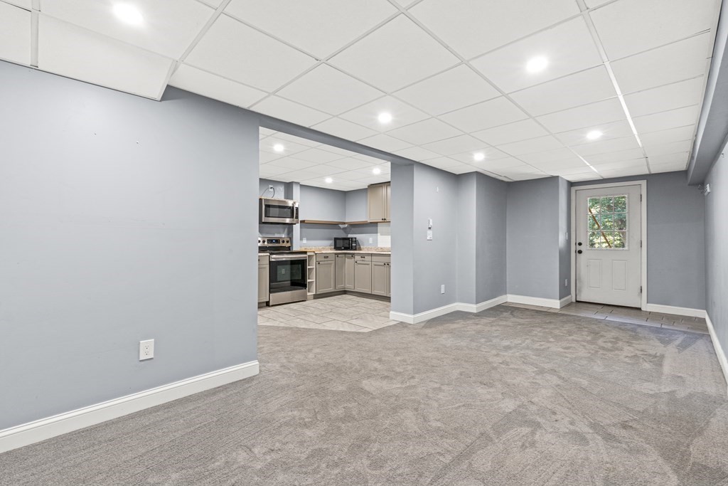 288 Mill Street Newton, MA 02460 - Photo 23 of 35