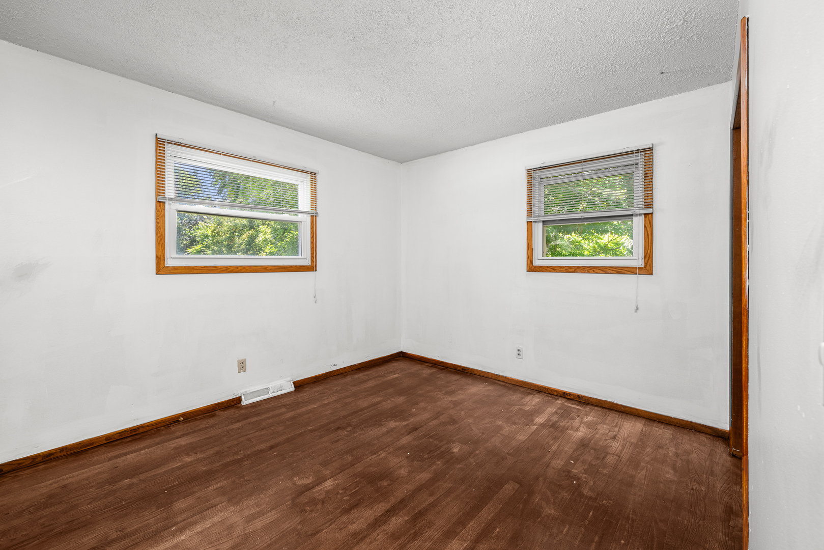 1406 15th Street Silvis, IL 61282 - Photo 16 of 36