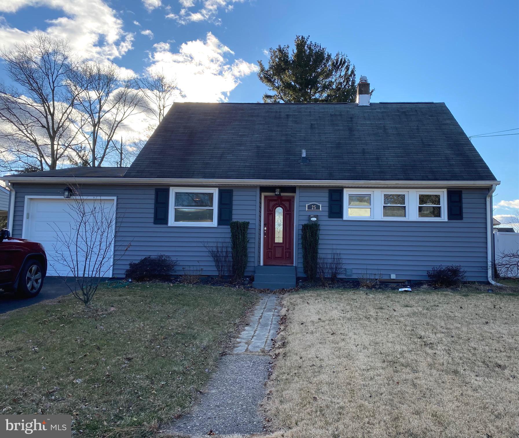 25 Endicott Road Hamilton, NJ 08690 - Photo 1 of 24