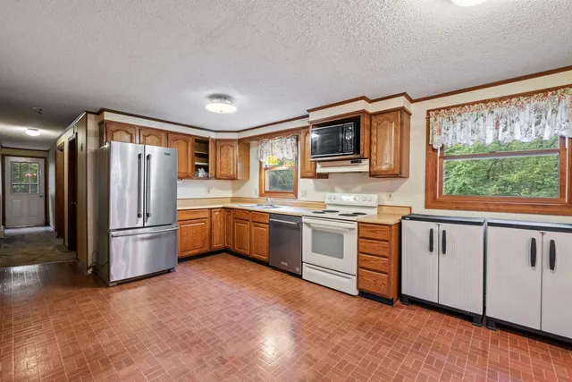 $478,900 | 6 Whispering Pines, Northwood, NH 03261