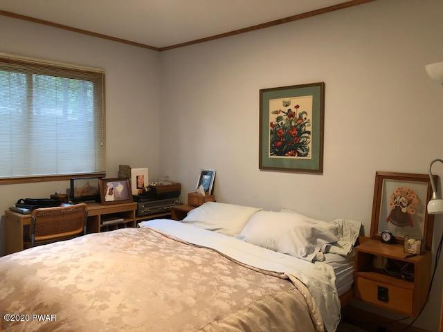 100 Surrey Drive Hawley, PA 18428 - Photo 25 of 31