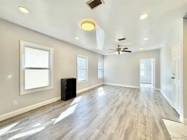 $3,195 | 43-15 156th Street, Unit 2 | Flushing