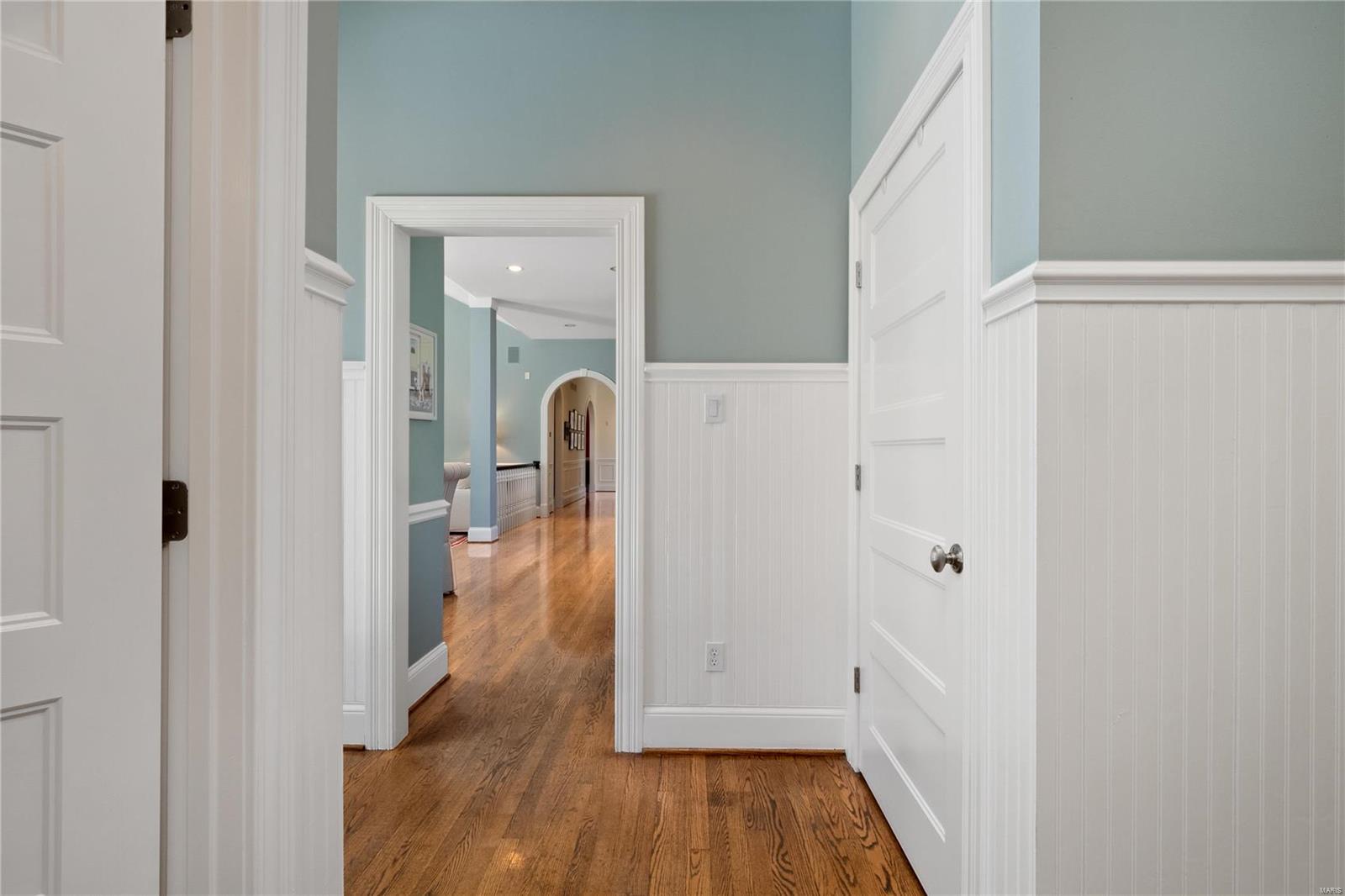9741 Litzsinger Road Ladue, MO 63124 - Photo 22 of 54 Gallery Image 22