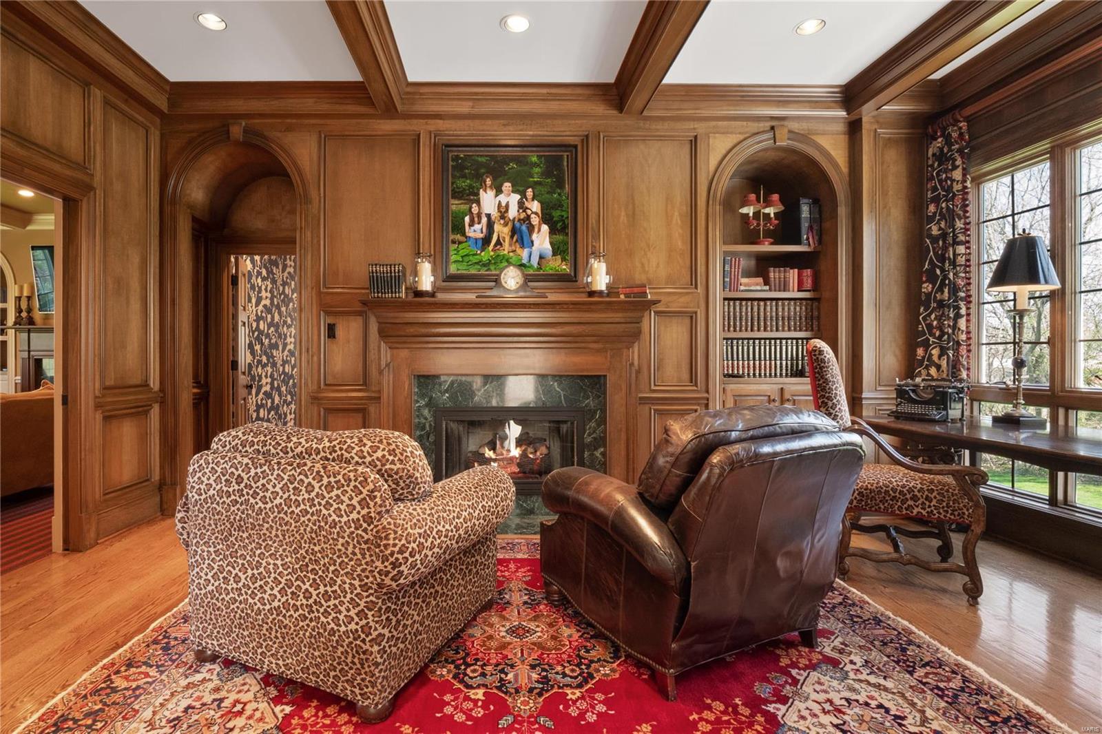 9741 Litzsinger Road Ladue, MO 63124 - Photo 9 of 54 Gallery Image 9