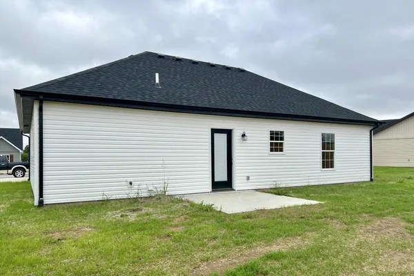 a front view of house with yard