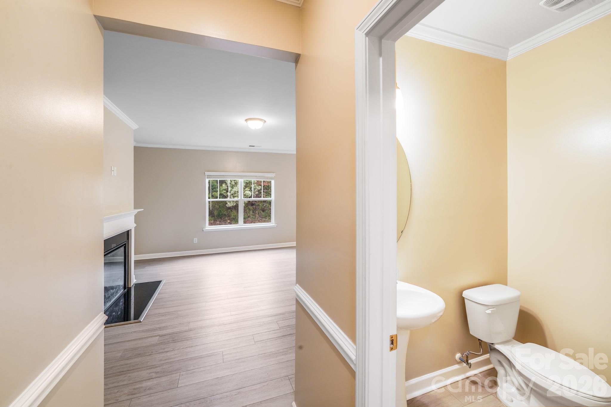 4920 Rockwood Road Charlotte, NC 28216 - Photo 4 of 19