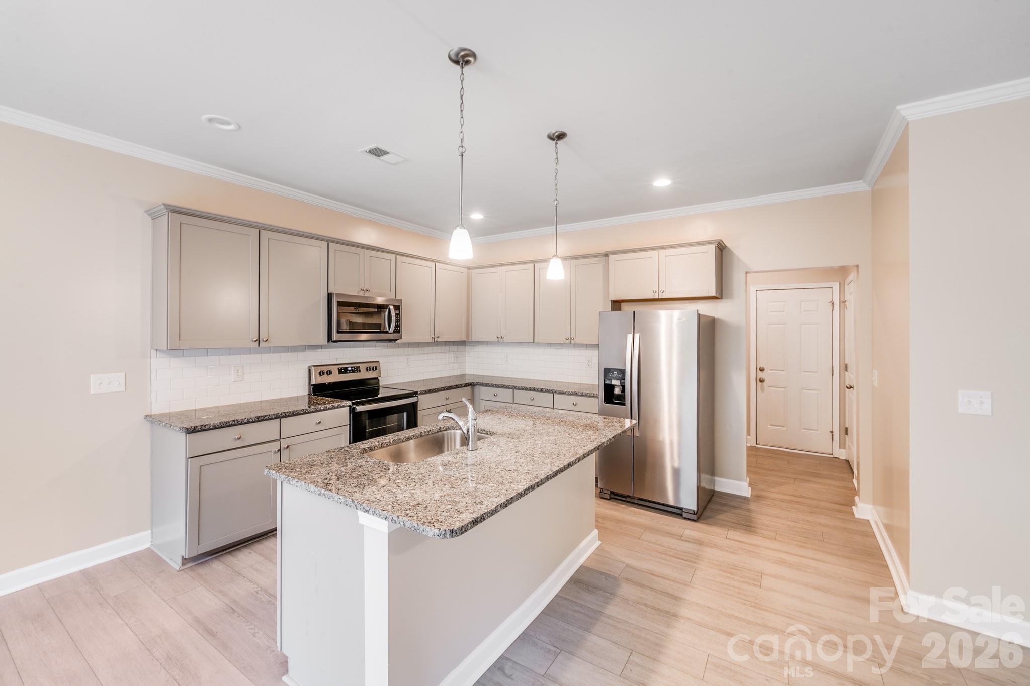 4920 Rockwood Road Charlotte, NC 28216 - Photo 9 of 19