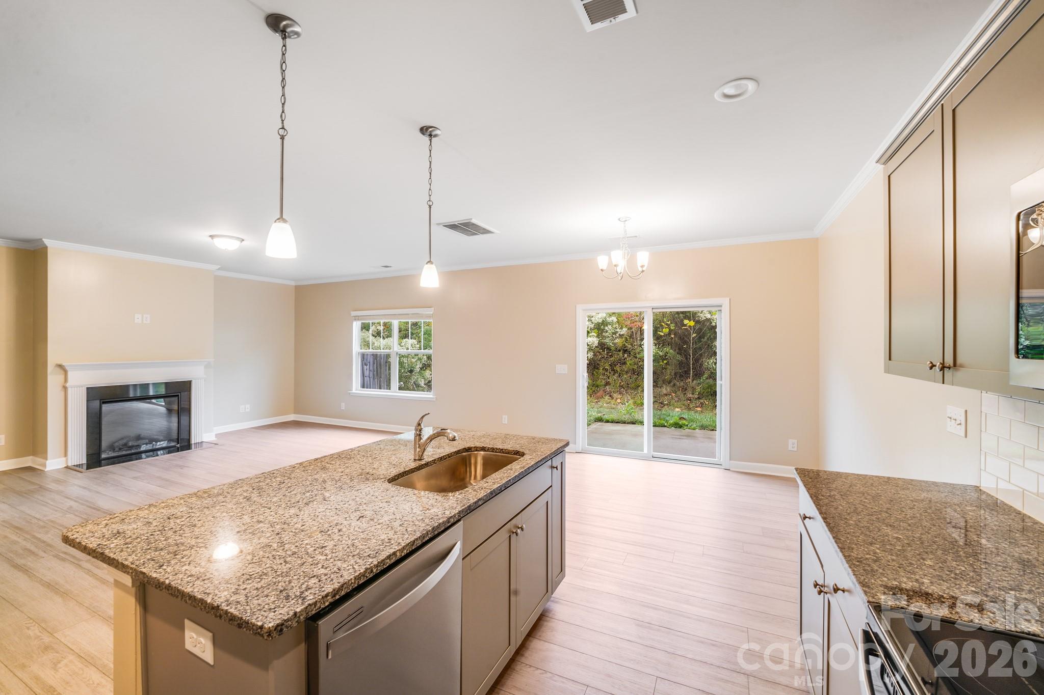4920 Rockwood Road Charlotte, NC 28216 - Photo 10 of 19