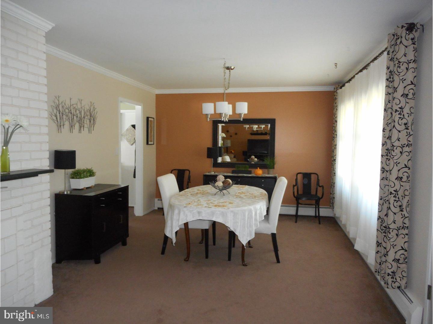 7 Spindletree Road Levittown, PA 19056 - Photo 6 of 25 Dining Room
