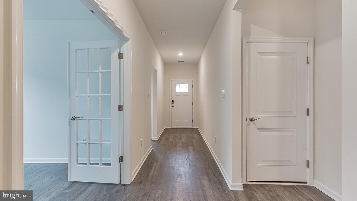 13 Preston Lane Delanco, NJ 08075 - Photo 3 of 29