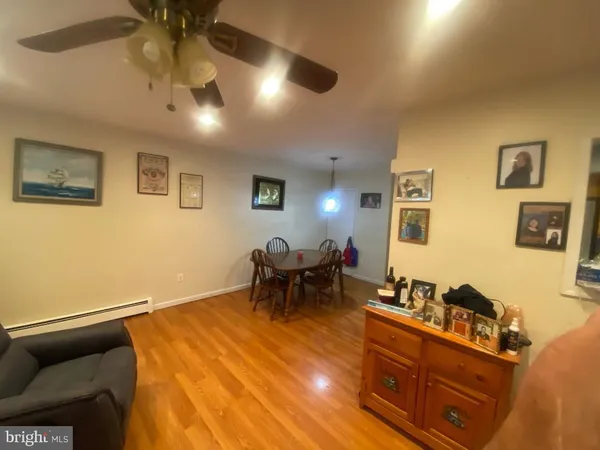 $2,800 | 633 Turf Lane, Conshohocken, PA 19428