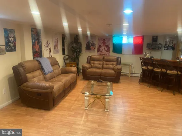 $2,800 | 633 Turf Lane, Conshohocken, PA 19428
