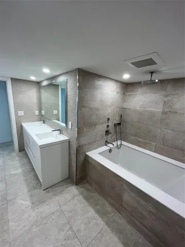 $7,000 | 3500 Galt Ocean Drive, Unit 2017, Fort Lauderdale, FL 33308