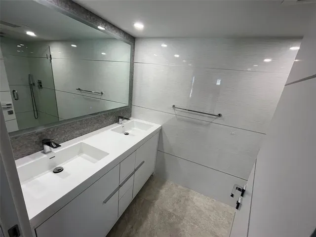 $7,000 | 3500 Galt Ocean Drive, Unit 2017, Fort Lauderdale, FL 33308