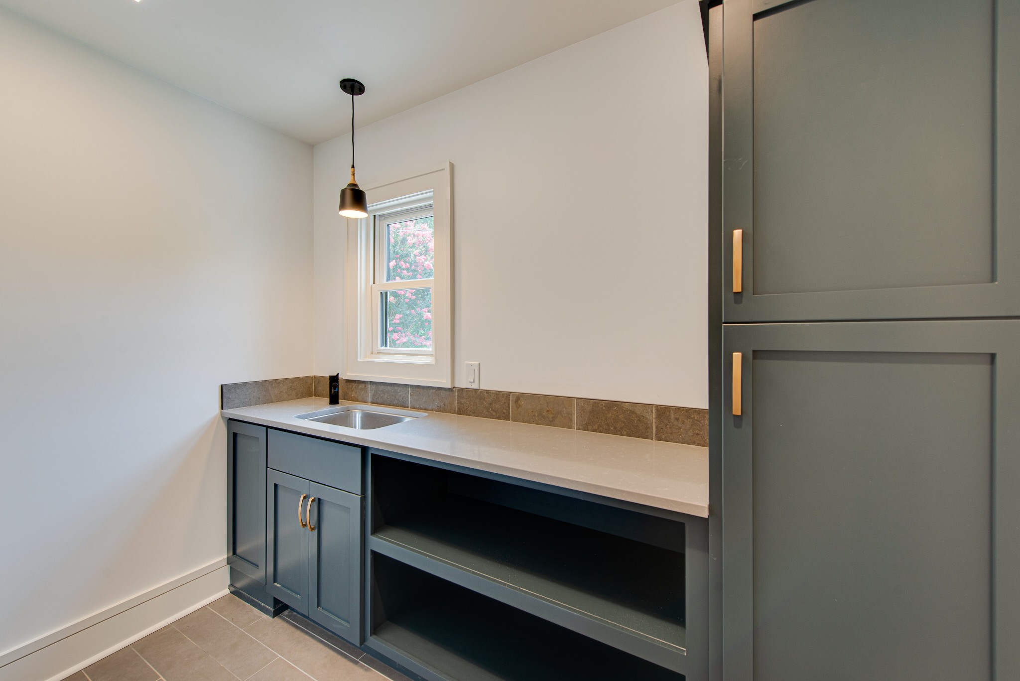 2111 Natchez Trace Nashville, TN 37212 - Photo 9 of 41 a bathroom with a sink and a mirror