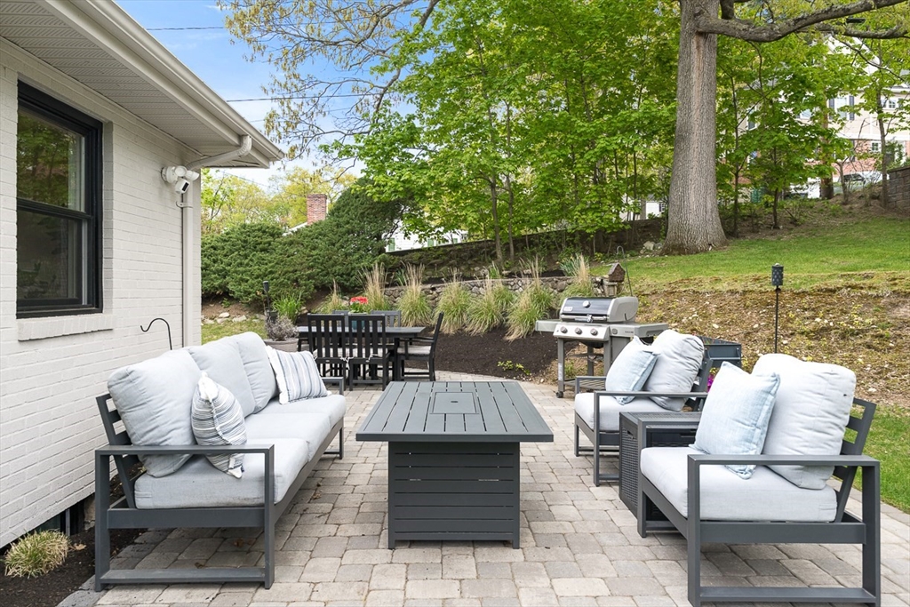 41 Sunset Road Winchester, MA 01890 - Photo 38 of 42