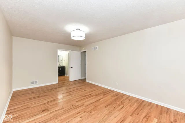 $539,990 | 567 Hawthorne Drive, Carmel, IN 46033