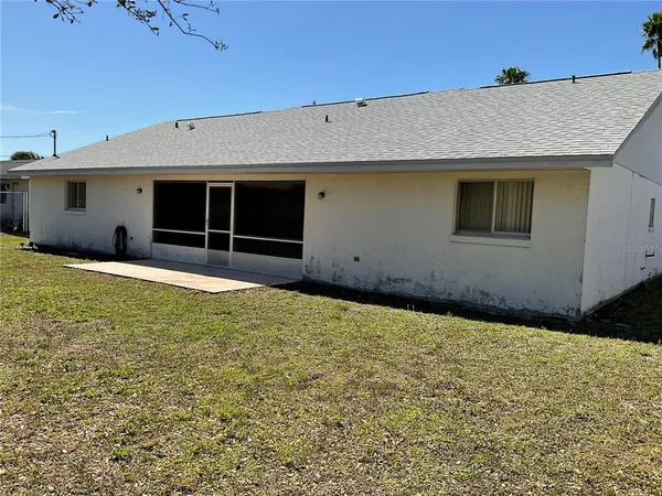 $1,950 | 1073 West Embassy Drive, Deltona, FL 32725