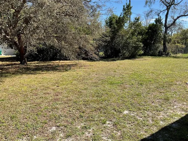 $1,950 | 1073 West Embassy Drive, Deltona, FL 32725