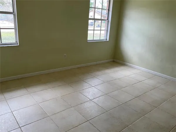 $1,950 | 1073 West Embassy Drive, Deltona, FL 32725