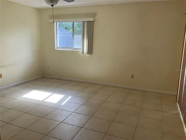 $1,950 | 1073 West Embassy Drive, Deltona, FL 32725