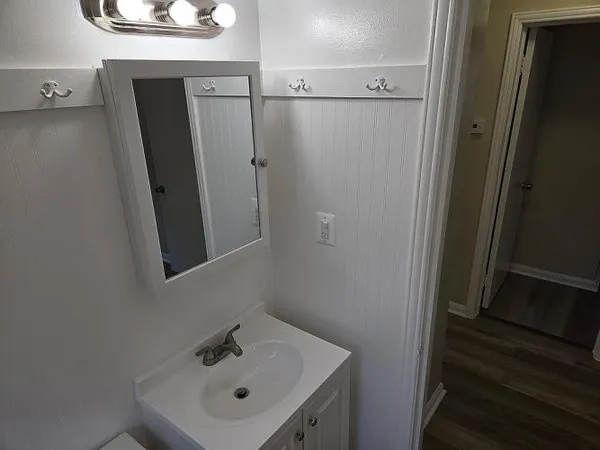 $149,000 | 8219 Maxwell Avenue, Warren, MI 48089