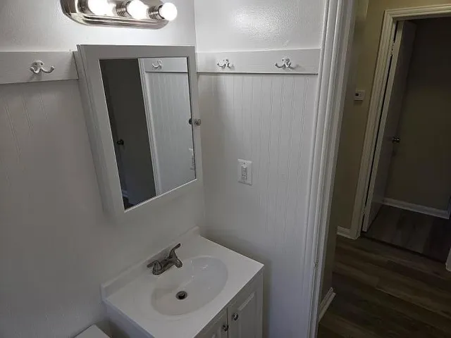 $149,000 | 8219 Maxwell Avenue, Warren, MI 48089