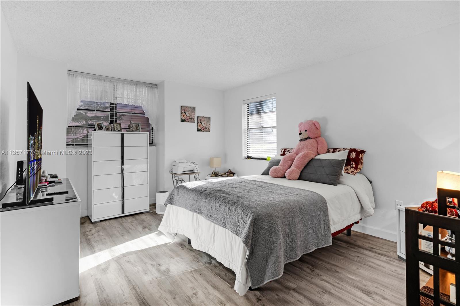 Kendall Miami, FL 33176 - Photo 12 of 35 a bed room with a bed and a window