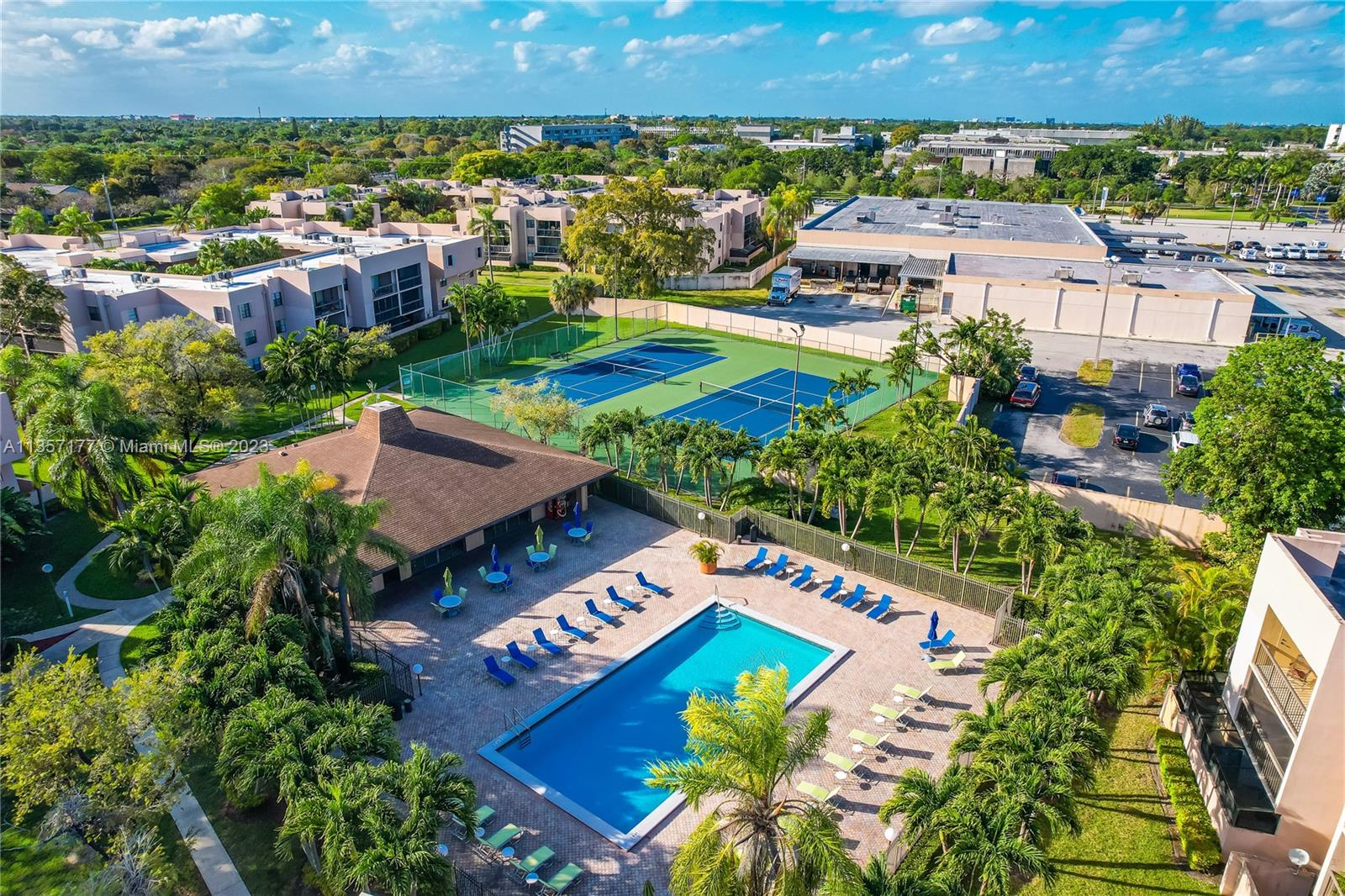 Kendall Miami, FL 33176 - Photo 29 of 35 an aerial view of a house with a garden