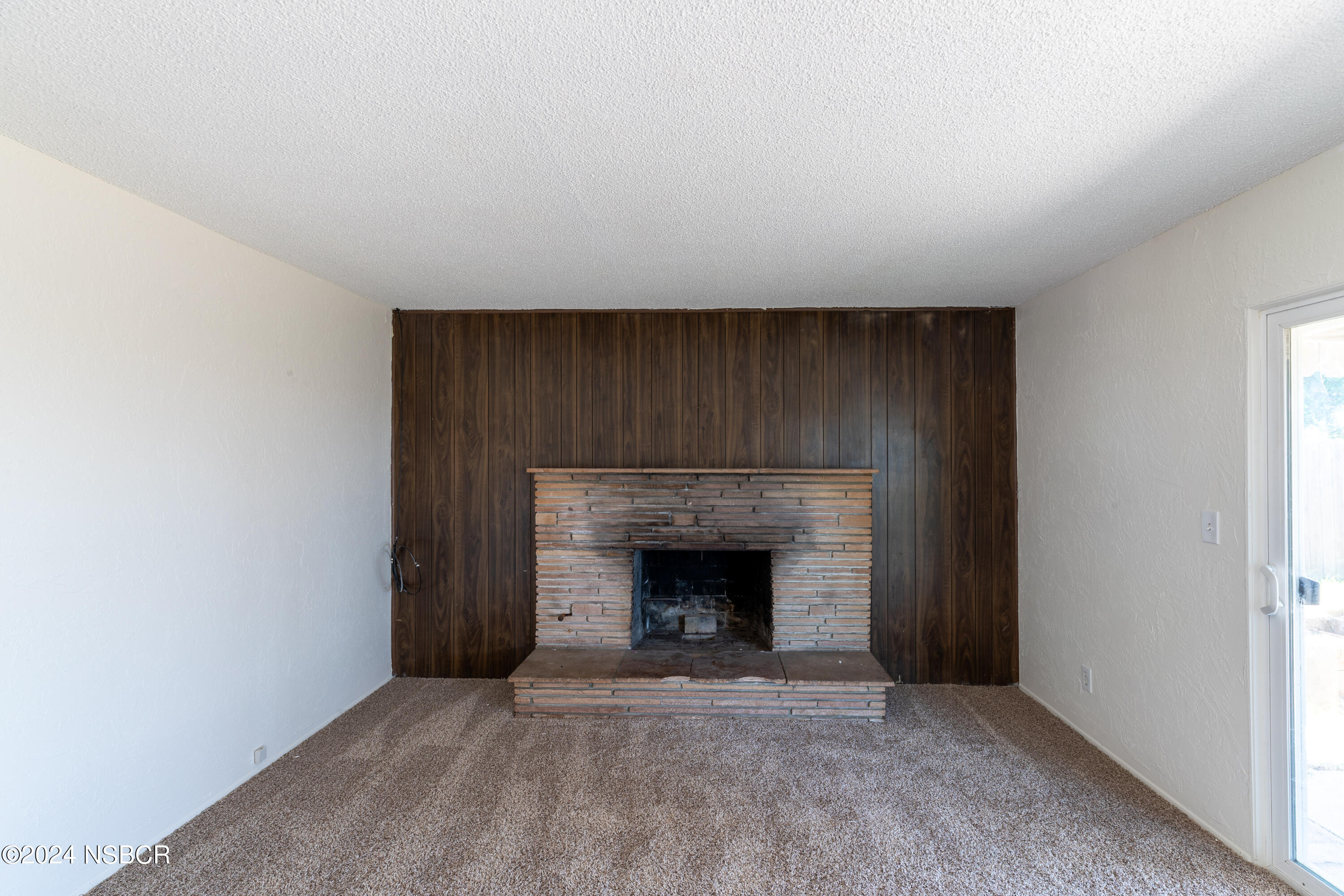 3484 Constellation Road Lompoc, CA 93436 - Photo 14 of 31 living rm 2