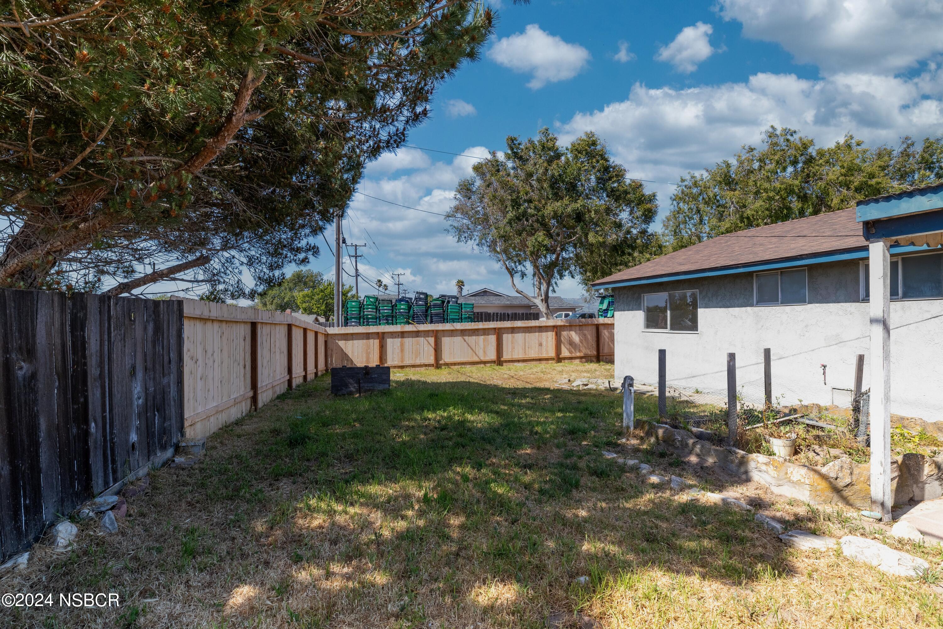 3484 Constellation Road Lompoc, CA 93436 - Photo 28 of 31 backyard