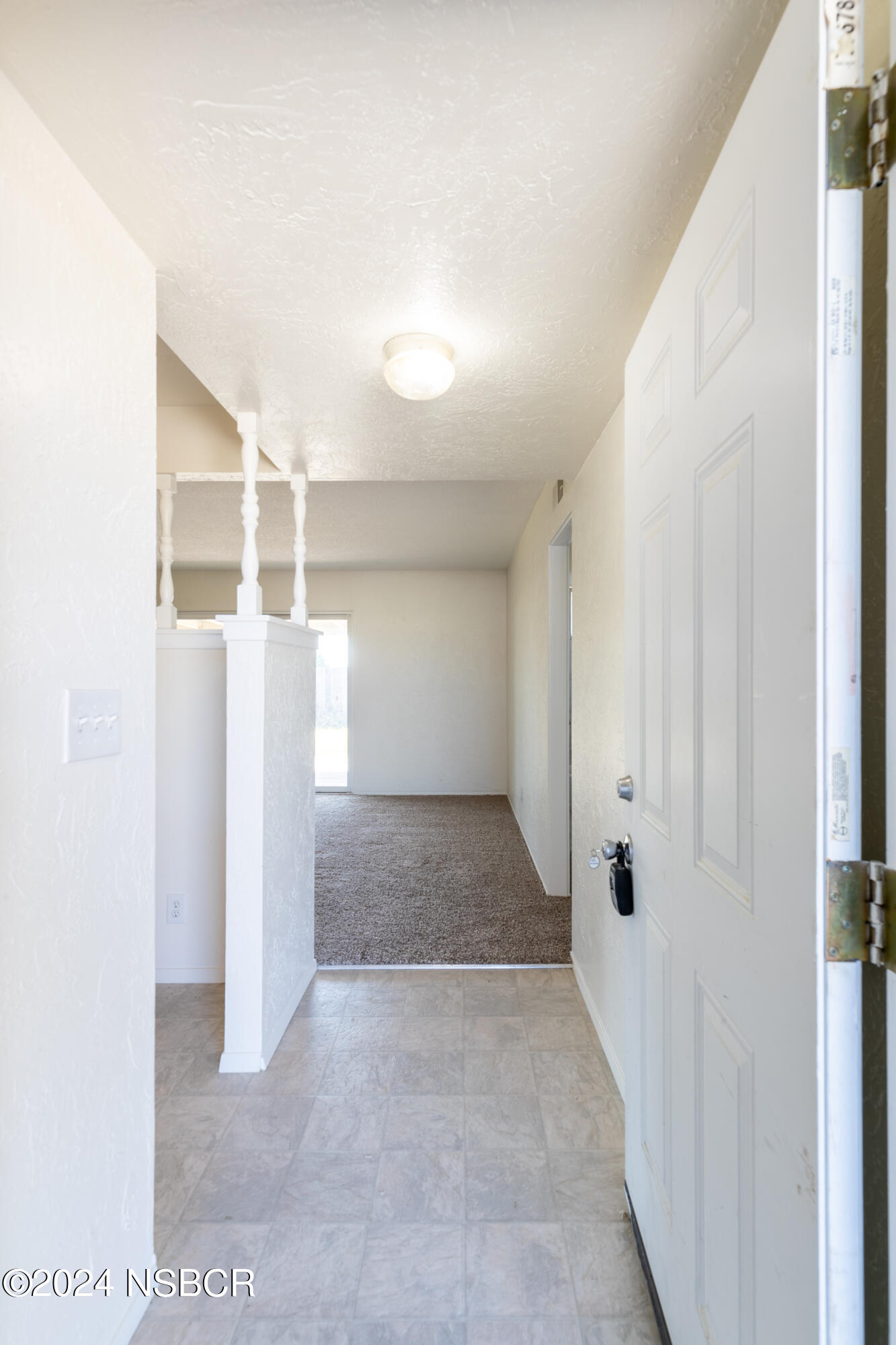 3484 Constellation Road Lompoc, CA 93436 - Photo 8 of 31 entry way