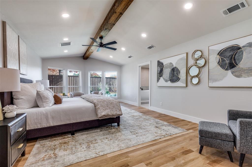 17119 Skelton Place Dallas, TX 75248 - Photo 10 of 32 a living room with furniture and a table