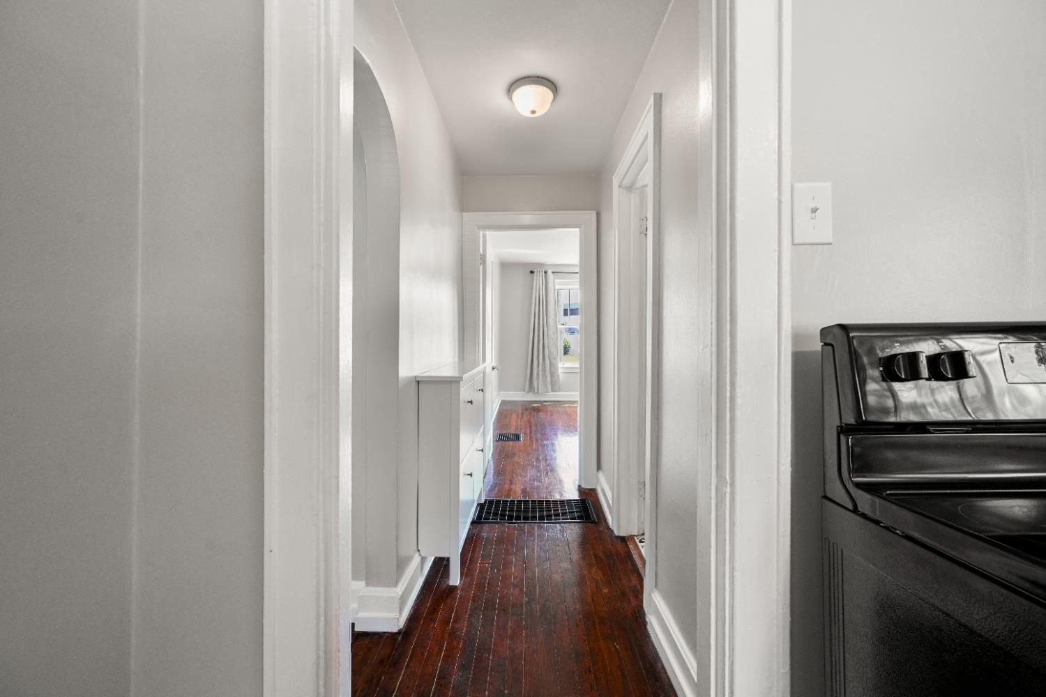 341 4th Street Lawrenceburg, IN 47025 - Photo 12 of 22